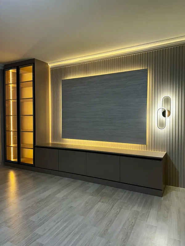 Arnavutköy Projemizden Bir Detay Bu TV ünitesi tasarımında sade ama güçlü bir mimari dil oluşturmak… | Evime Mimar Instagram